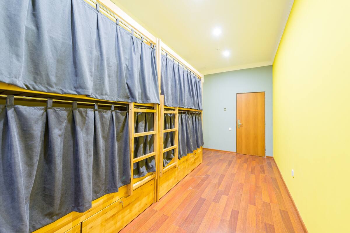 Shared Dormitory, Mixed Dorm, Shared Bathroom (4 beds) | In-room safe, soundproofing, WiFi (free), bed sheets