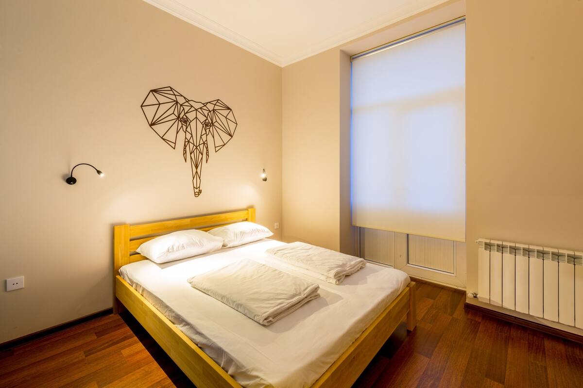 Comfort Double Room, Balcony, City View | In-room safe, soundproofing, WiFi (free), bed sheets