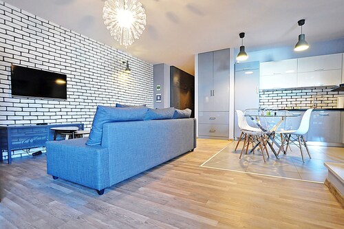 Designomania Apartments by Vistula River