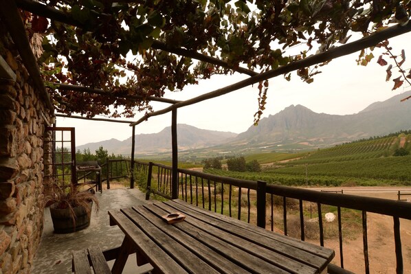 Kliphuis on Keinfontein farm | Balcony