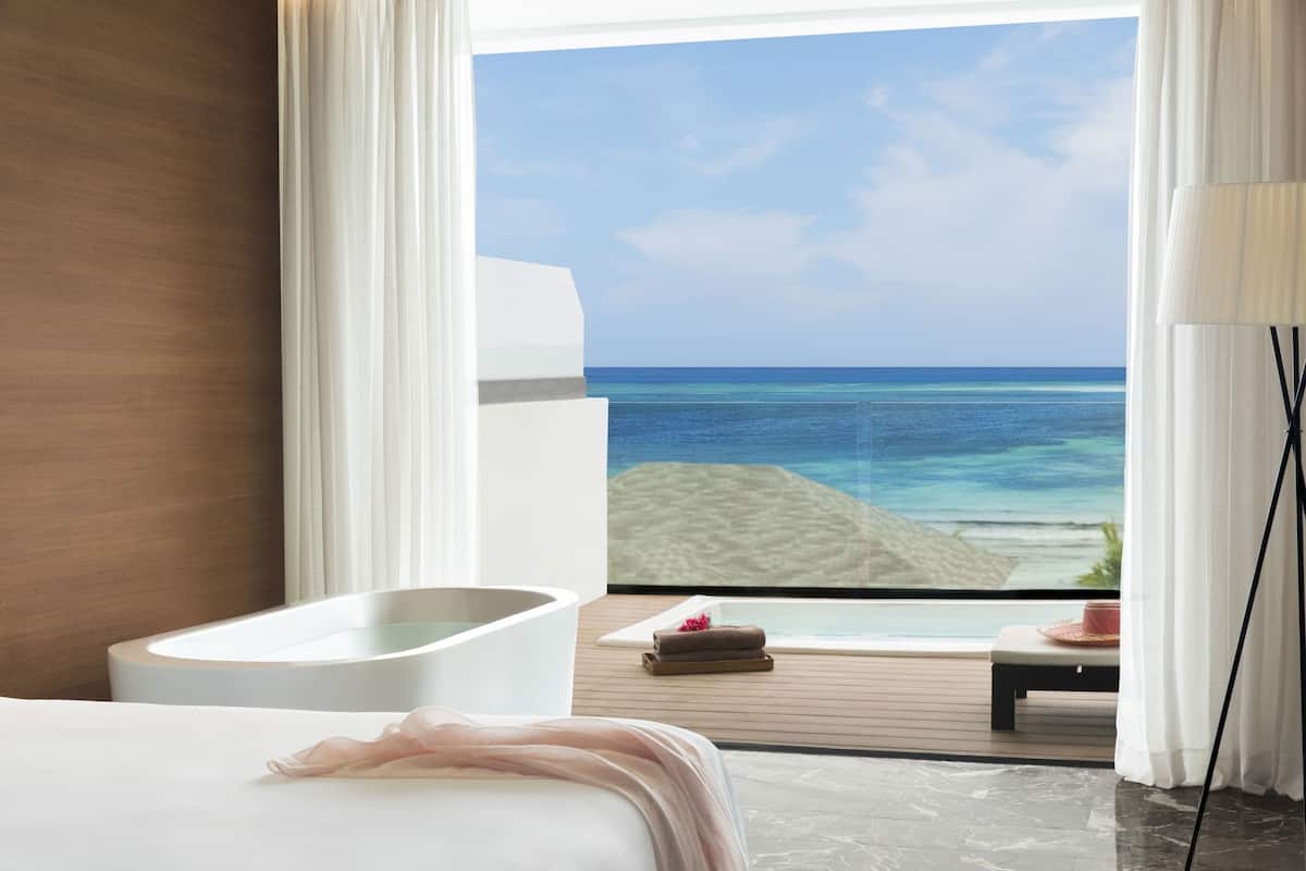 1 bedroom, premium bedding, minibar, in-room safe