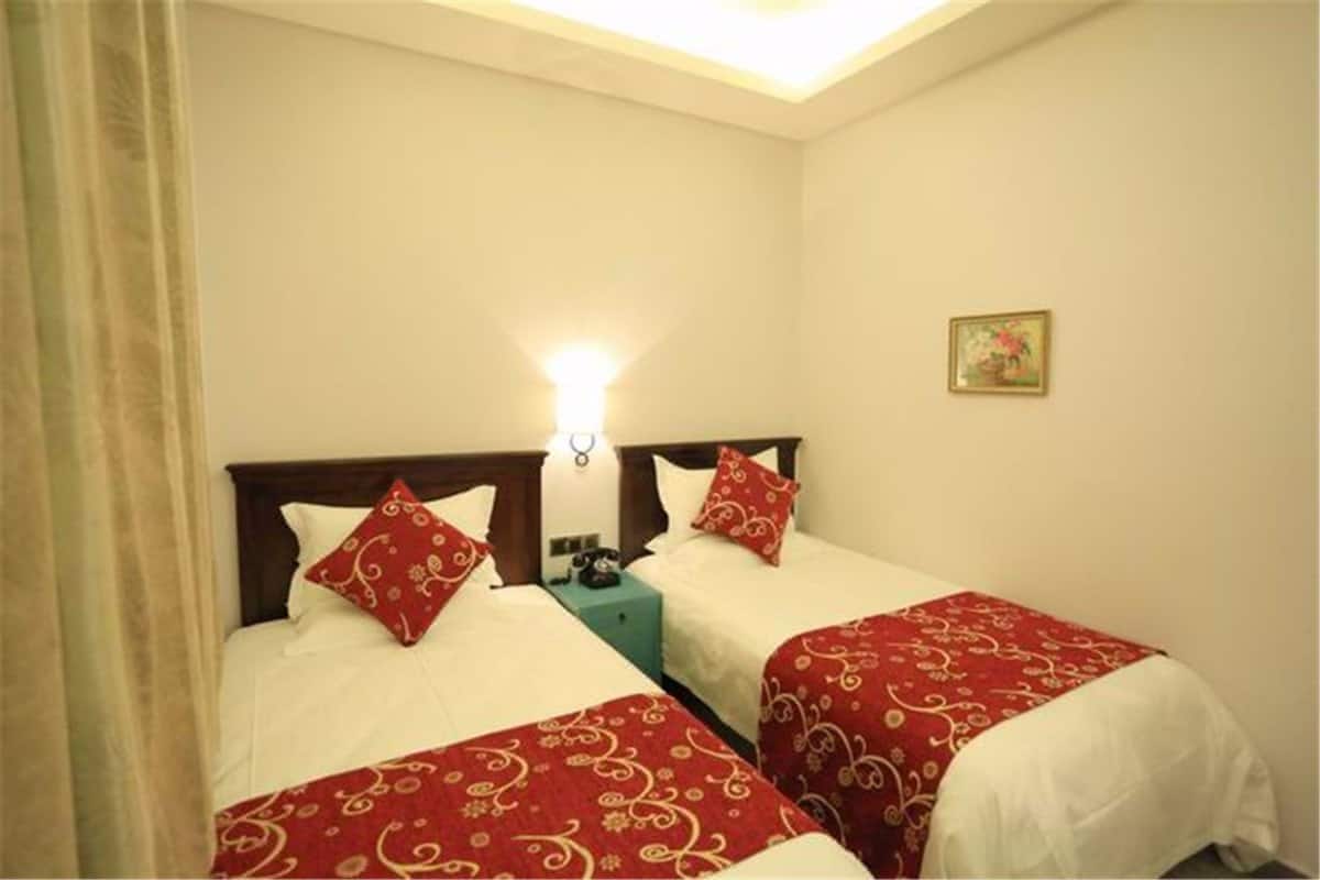 In-room safe, blackout curtains, free WiFi, bed sheets