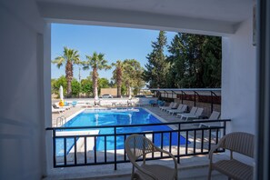 Balcony view - Tunan Motel (Ayvalik)