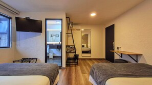 Caja de seguridad en la habitación, escritorio y wifi gratis