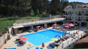 Alberca al aire libre