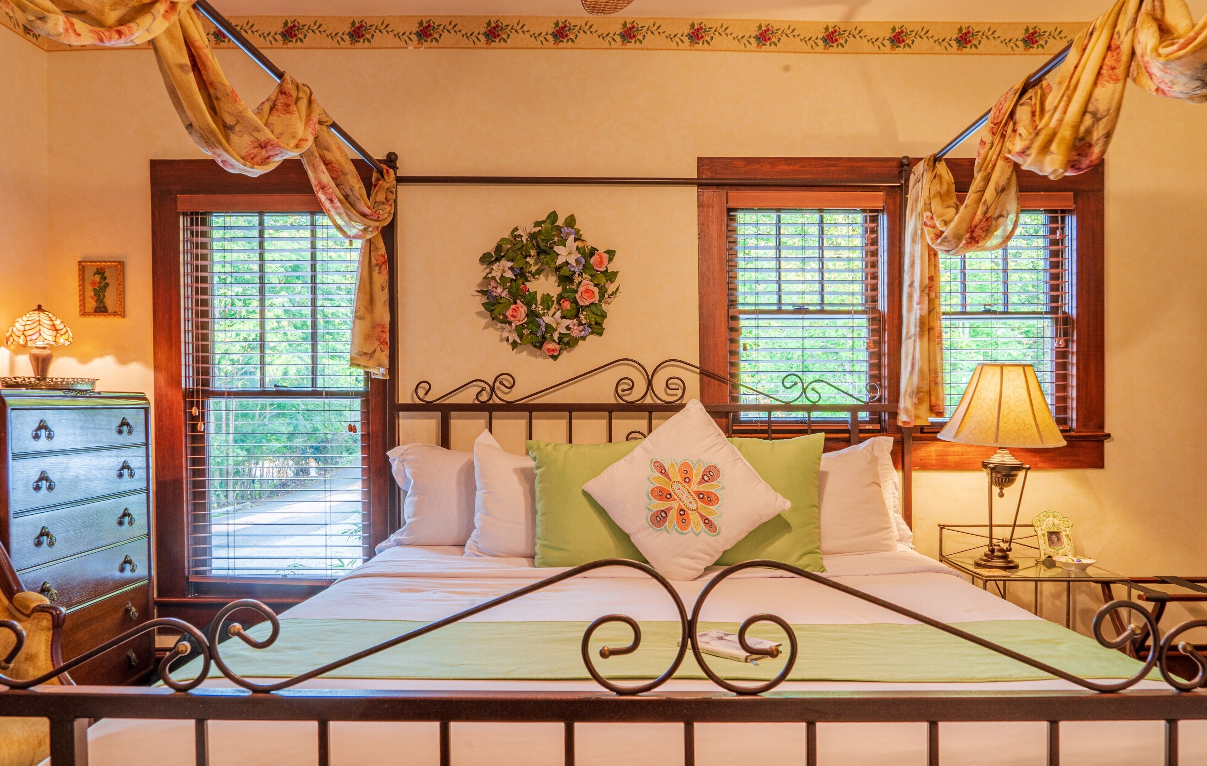 Suite, Private Bathroom (Emily Dickinson1930s Artist's Cottage) | Egyptian cotton sheets, premium bedding, down comforters
