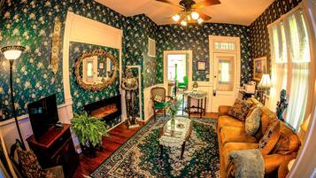 Suite, Private Bathroom (Alfred Lord Tennyson 1880s Cliff Cot.) | Living room