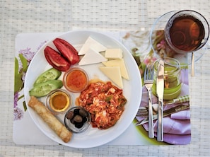 Colazione continentale inclusa, servita tutte le mattine