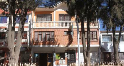 Hostal Coronel Pedro Arraya - Hostel