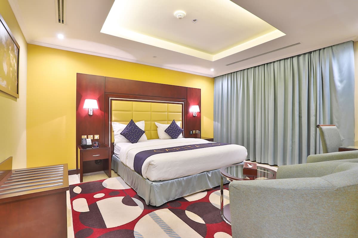 Deluxe Apartment, 2 Bedrooms | 2 bedrooms, desk, iron/ironing board, free WiFi
