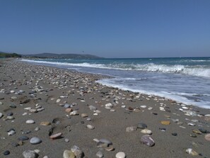Beach nearby, beach towels