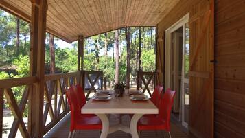 Chalet, 2 Bedrooms (5 Pers) | Terrace/patio