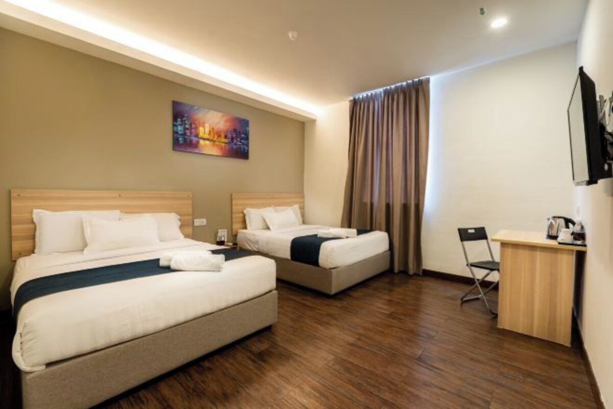 Deluxe Family Room