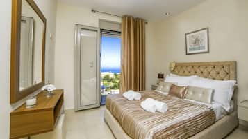 Villa, 4 Bedrooms, Sea View (Mint) | 4 bedrooms, in-room safe, desk, iron/ironing board