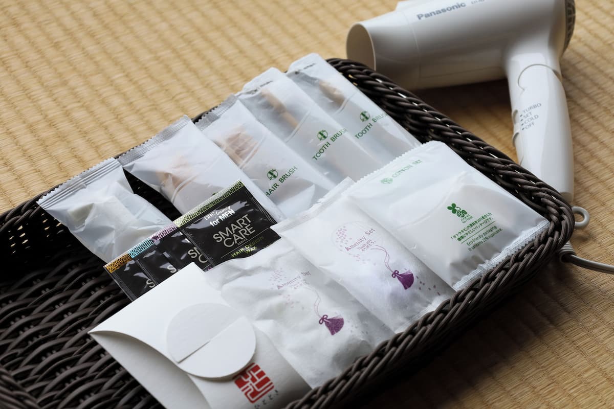 Bathroom amenities