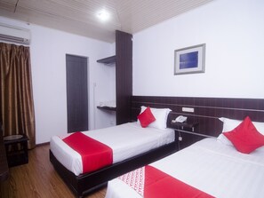 Room - OYO 991 Mayfair Hotel (Kuching)