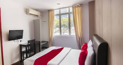 OYO 89891 1st Inn Hotel Subang