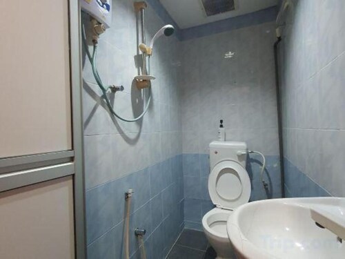 Highway Budget Hotel