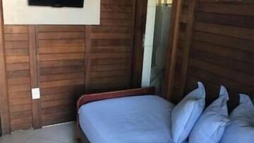 2 bedrooms, premium bedding, blackout drapes, free WiFi