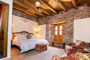 Standard Suite (King #6) | Hypo-allergenic bedding, desk, bed sheets - Hotel Amor y Paz (Real de Catorce)