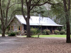 Exterior - Log Home Guest House (Ocklawaha)