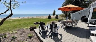 Large Unique & Artistic Lake Michigan Beachfront House with Awesome Game Room