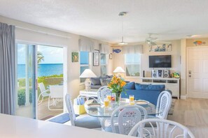 Televisión, estéreo y oficina 