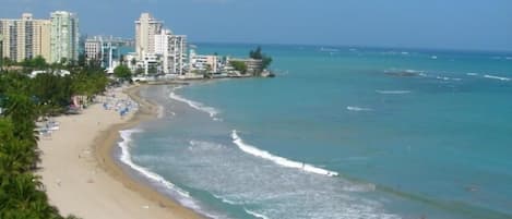 كراسي للتشمس، مناشف للشاطئ