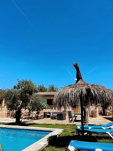 Private farm, wifi, private pool, barbecue, 13 minutes from the beach