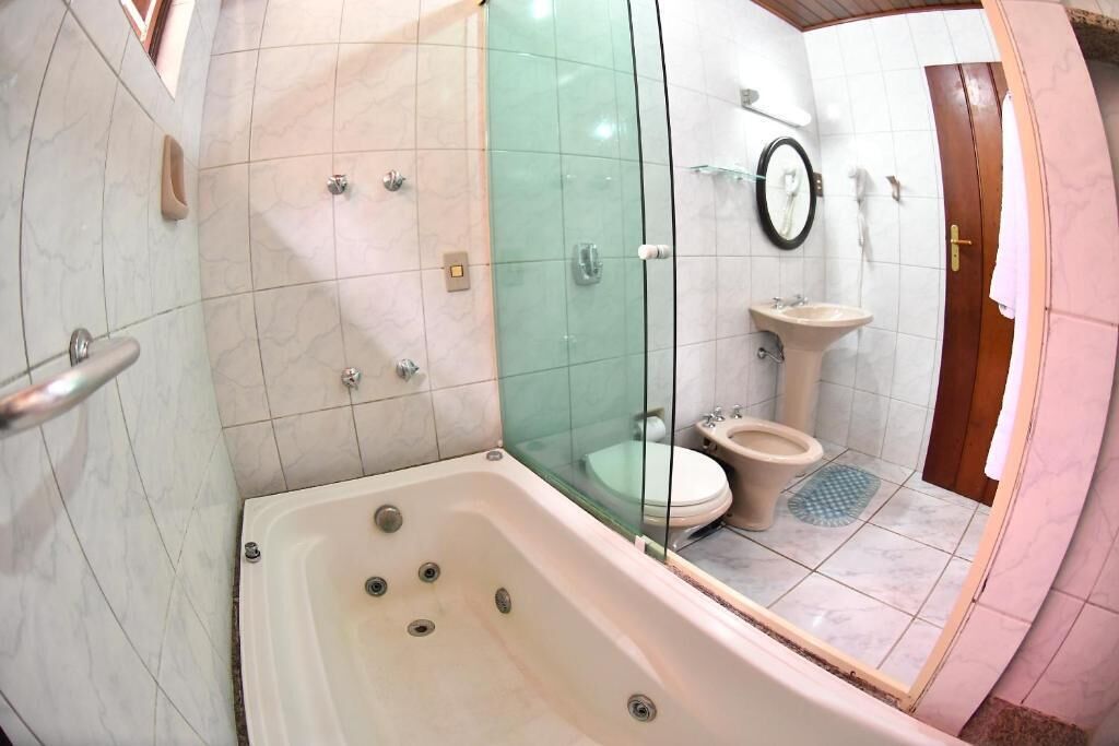 junior suite | jetted bathtub