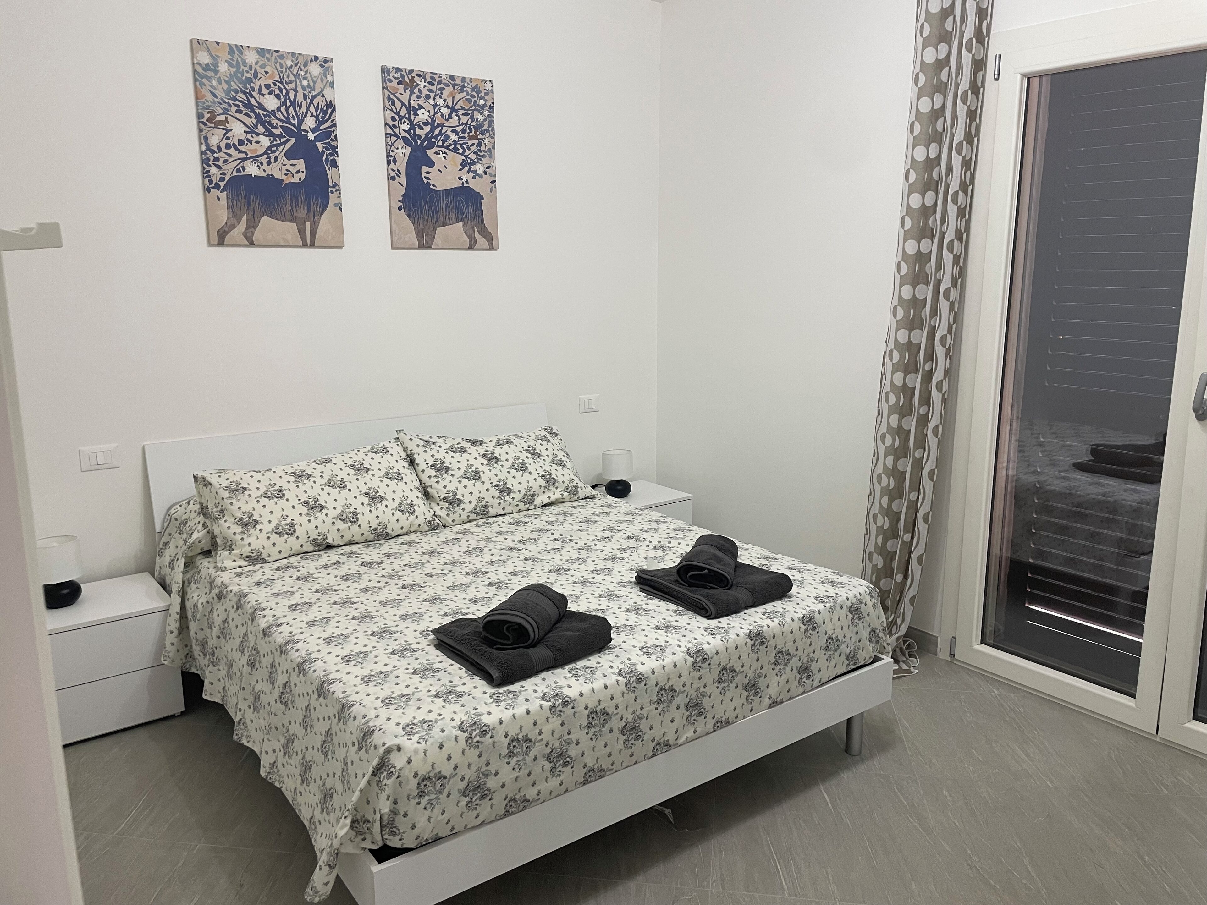 8 bedrooms, iron/ironing board, travel cot, free WiFi