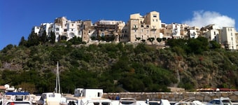 Sperlonga-Itri Villa 7 bedroom with swimming pool in private garden