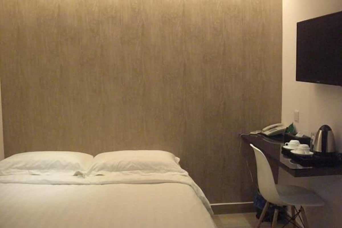 Desk, iron/ironing board, free WiFi