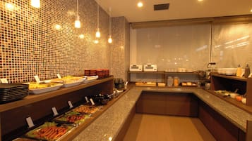 Desayuno buffet incluido todos los días