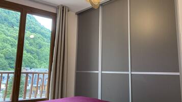 2 chambres, fer et planche Ă repasser, Wi-Fi gratuit