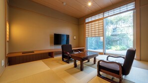 ห้องพัก, ปลอดบุหรี่ (Suite room with Japanese Style Room)