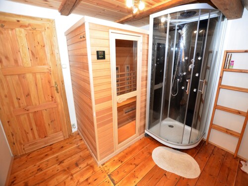 Cottage in Liberec with Sauna and Ski Nearby