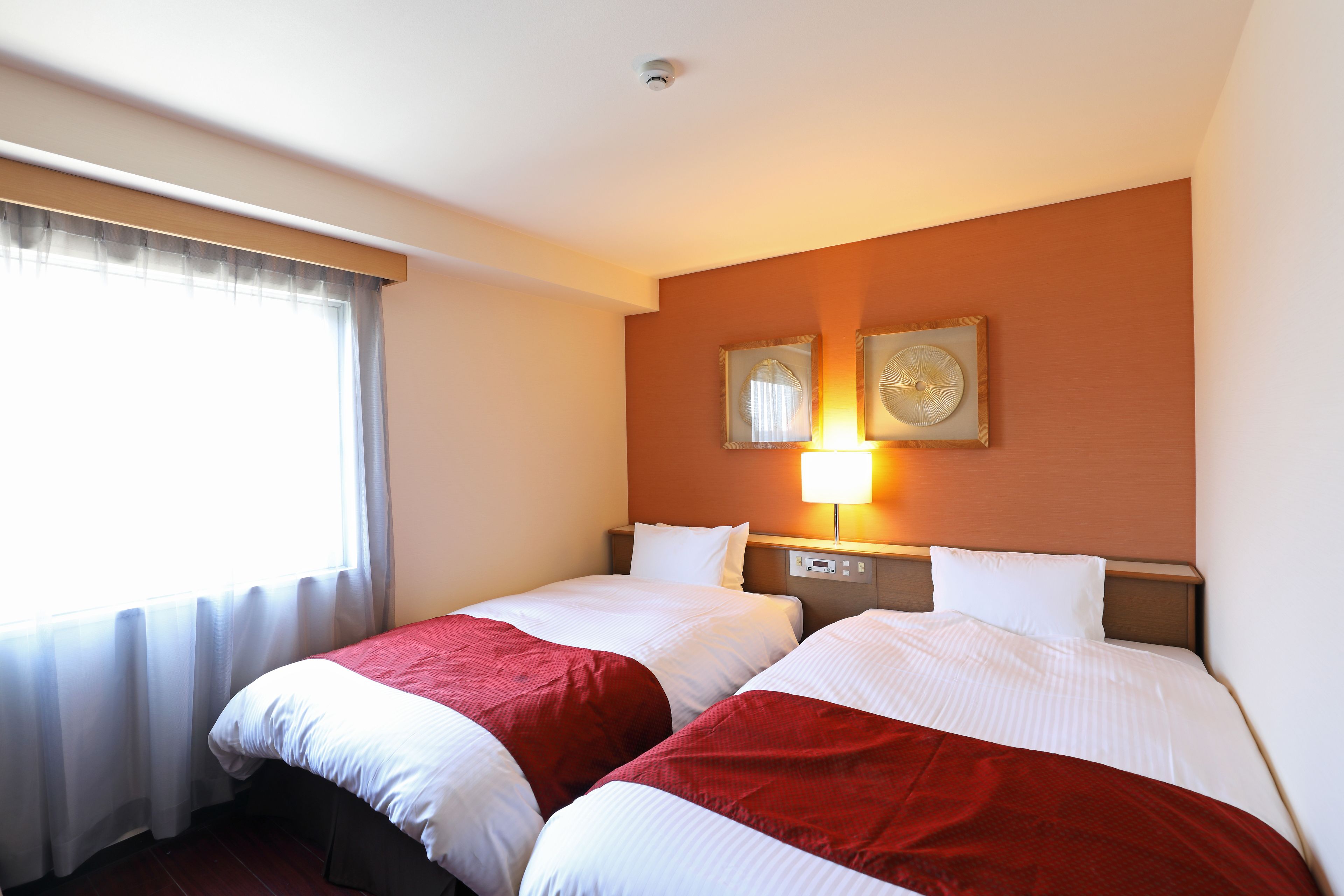 desk, blackout curtains, free wifi, bed sheets