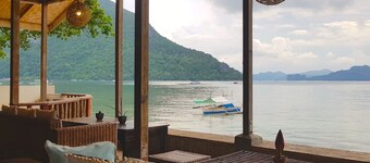 Golden Monkey Cottages