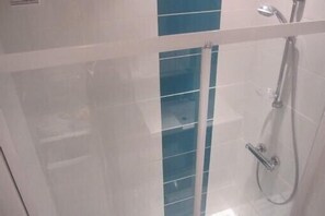 Dusche, Haartrockner