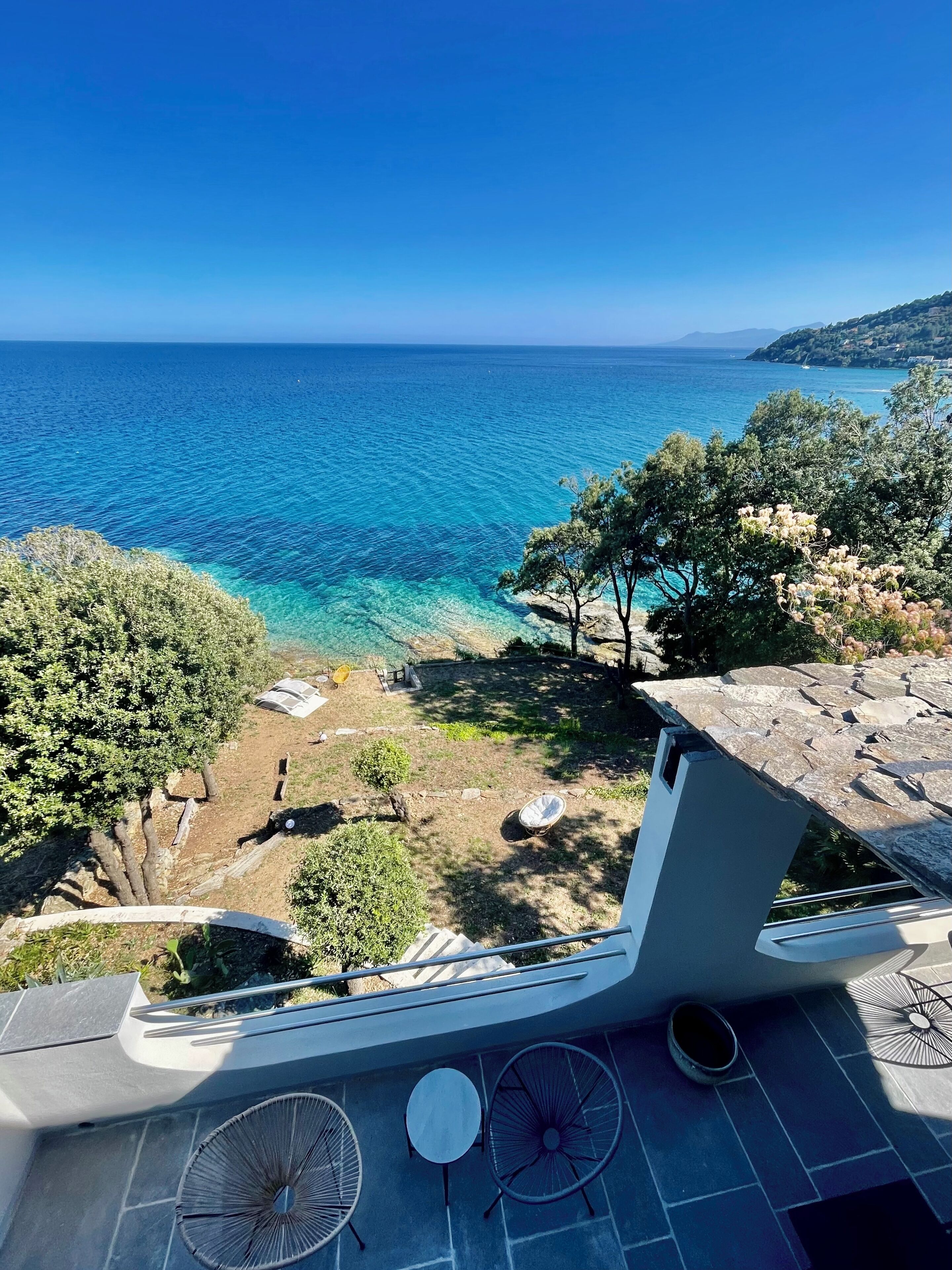 Vue panoramique chambre . Plein sud
