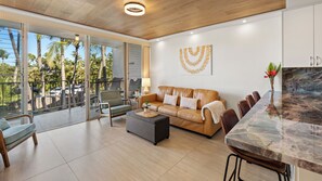 Smart TV, DVD player, books - A/C North Shore Maui - Paia/Kuau <br>Just steps away to Mama’s and beach (Kuau)