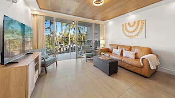 Smart-TV, DVD-Player, BĂŒcher