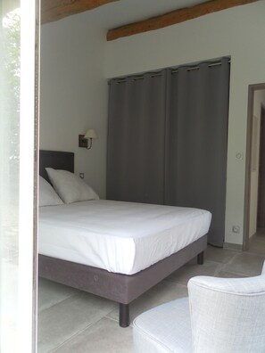 1 soverom, strykejern/-brett, reiseseng for barn og wi-fi (inkludert)