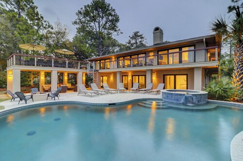 Ultimate Oceanfront Updated Home - Beautiful & Spacious with a Private Pool