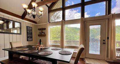 Mariah Skiways Chalet Condo on Carolina Caribbean Slope w/Magic Carpet ski lift!