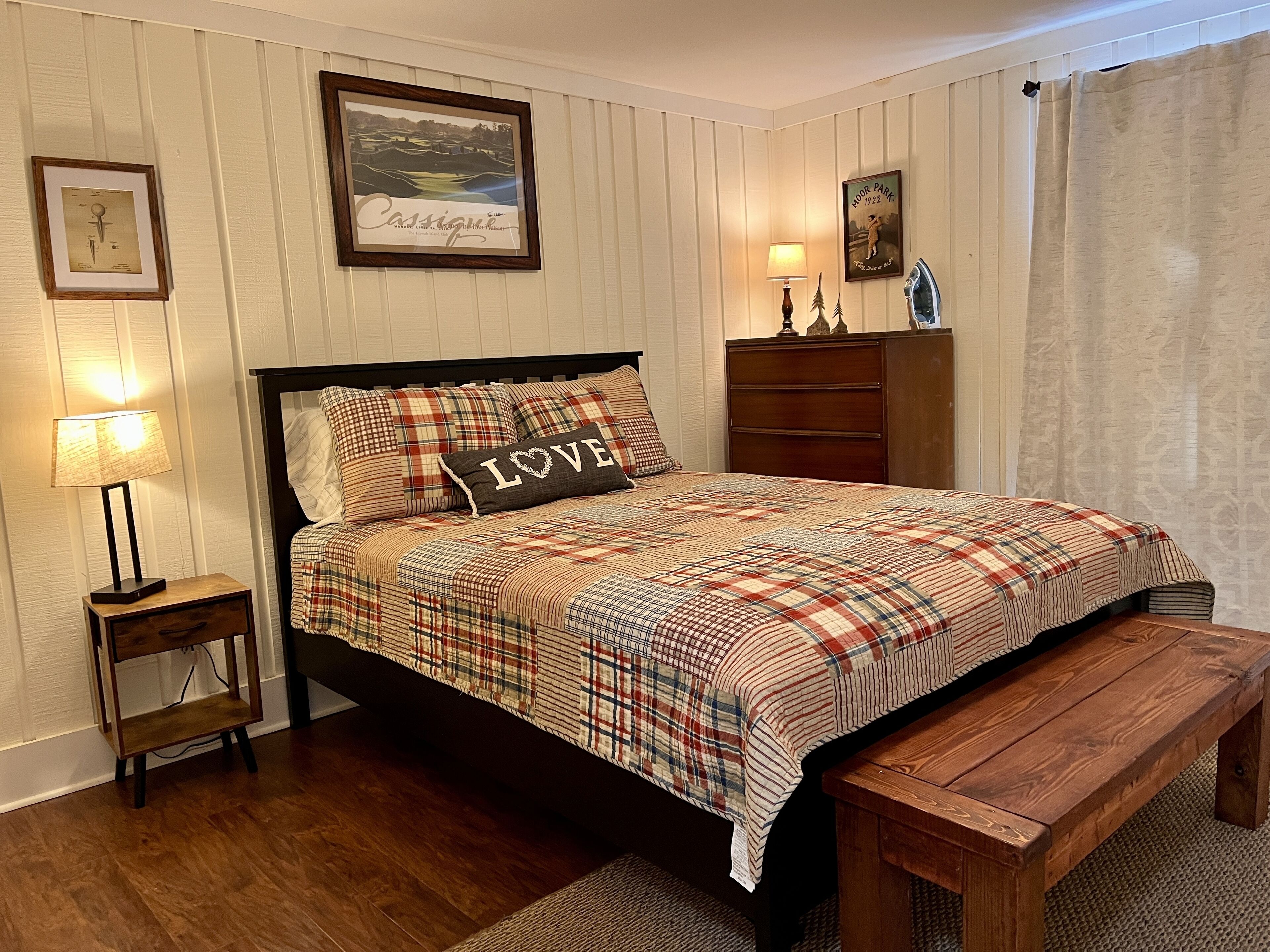 4 bedrooms, free WiFi, bed sheets