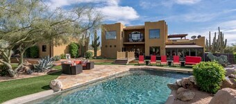 Votato # 1 Best In Scottsdale! - 5800 Mq di lusso 100% di soddisfazione ...