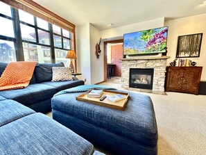 Téléviseur connecté, foyer, chaîne audio, imprimante