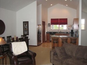 TV, fireplace, DVD player - Cozy 2 Bedroom 
Great location one block off Main St. (Frisco)